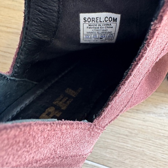 Sorel Womens Lolla Ankle Booties Sz 5.5 Cut Out NL2809-640 Purple Suede Pull On - Picture 8 of 9